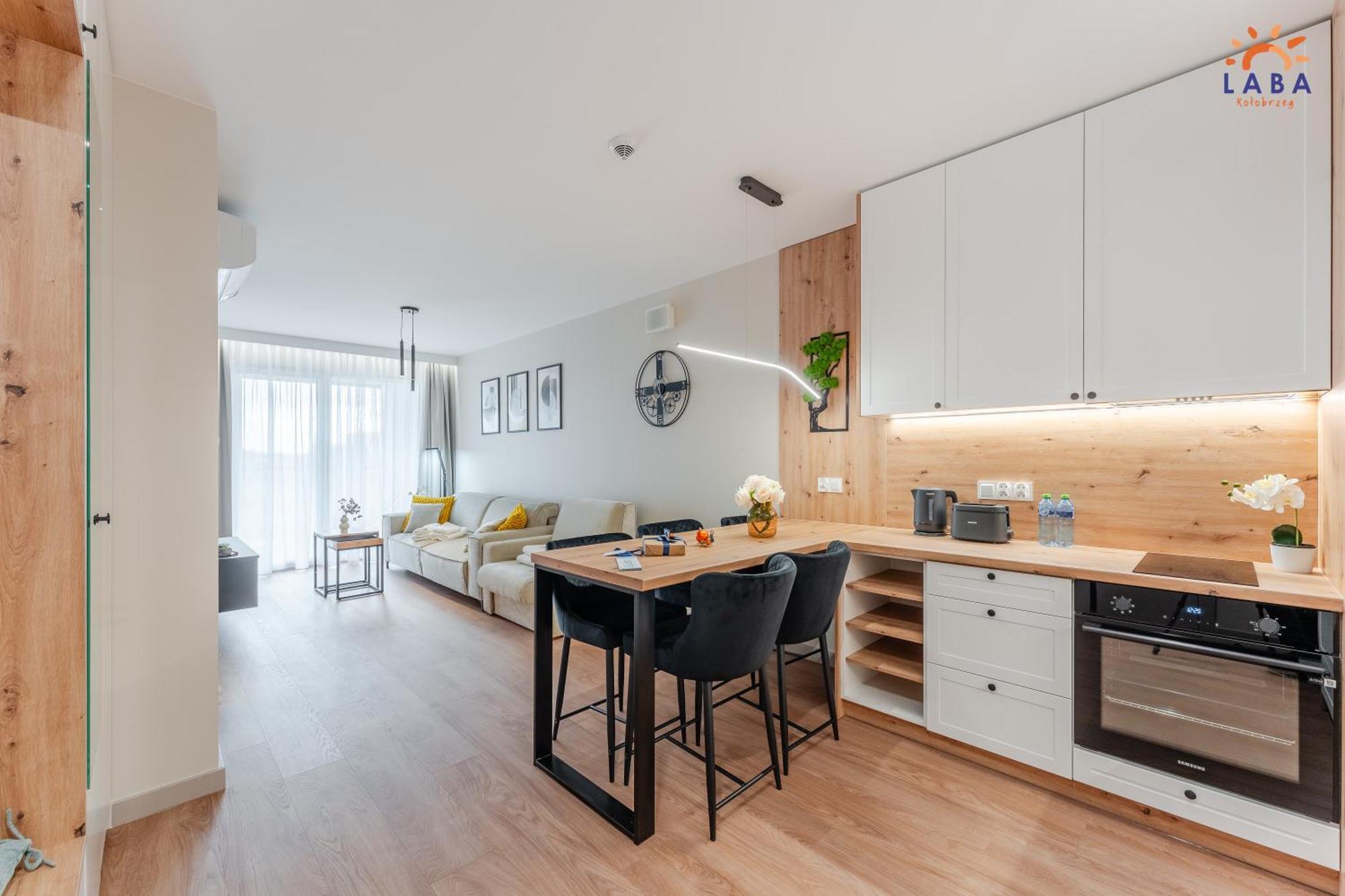Laba Kolobrzeg Apartamenty Kasprowicza 20C Parking Basen Fitness Bawialnia W Cenie, Parkplatz Schwimmbad Fitness Spielzimmer Im Preis Экстерьер фото